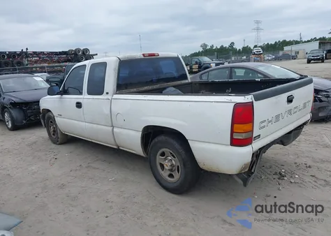 1999 Chevrolet Silverado 1500 z USA, uszkodzony, nr VIN 2GCEC19W4X1206334